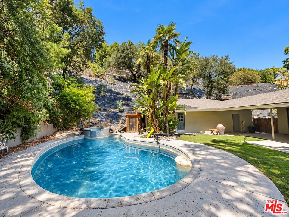 Property photo 13