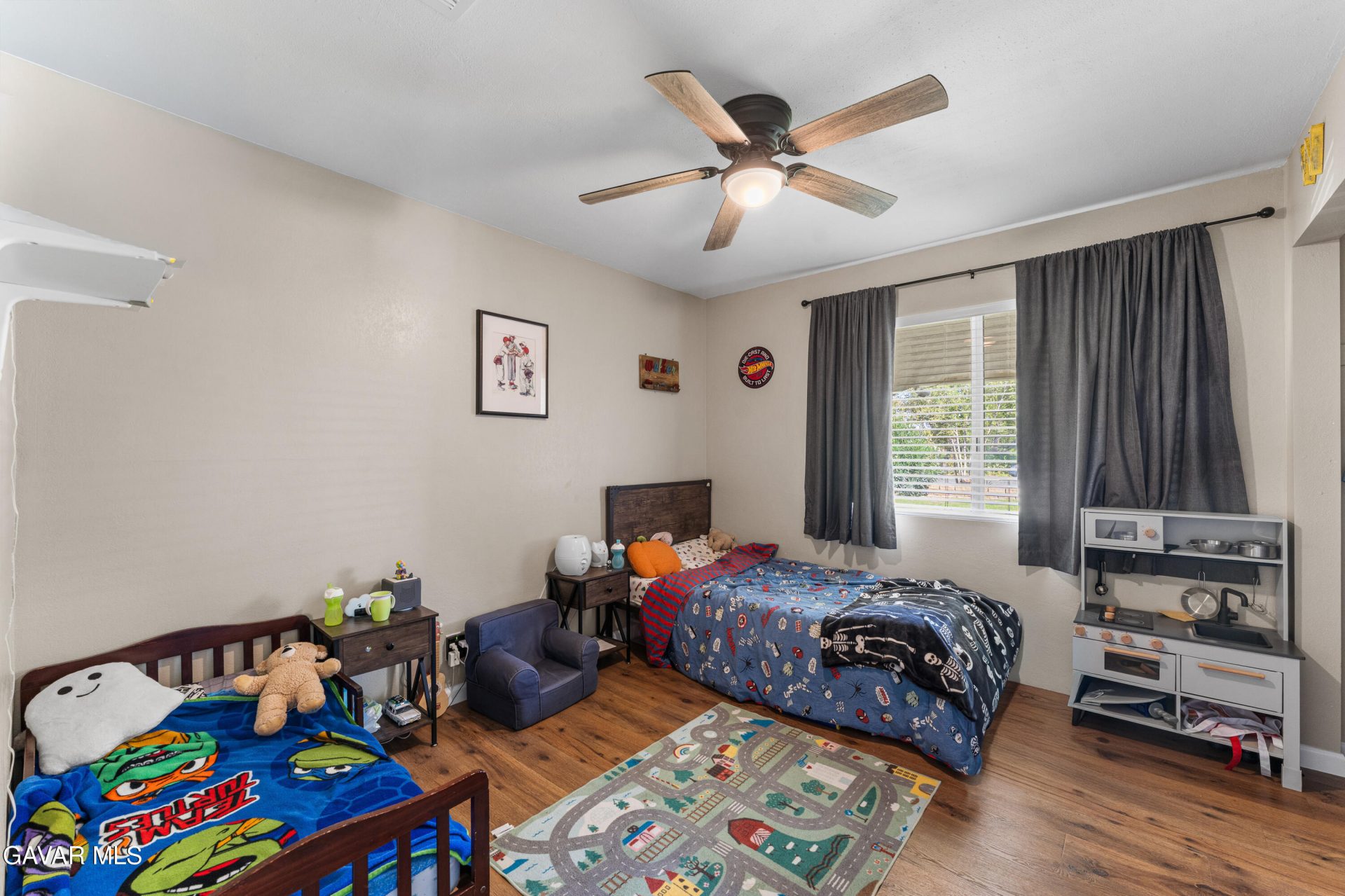 Property photo 33