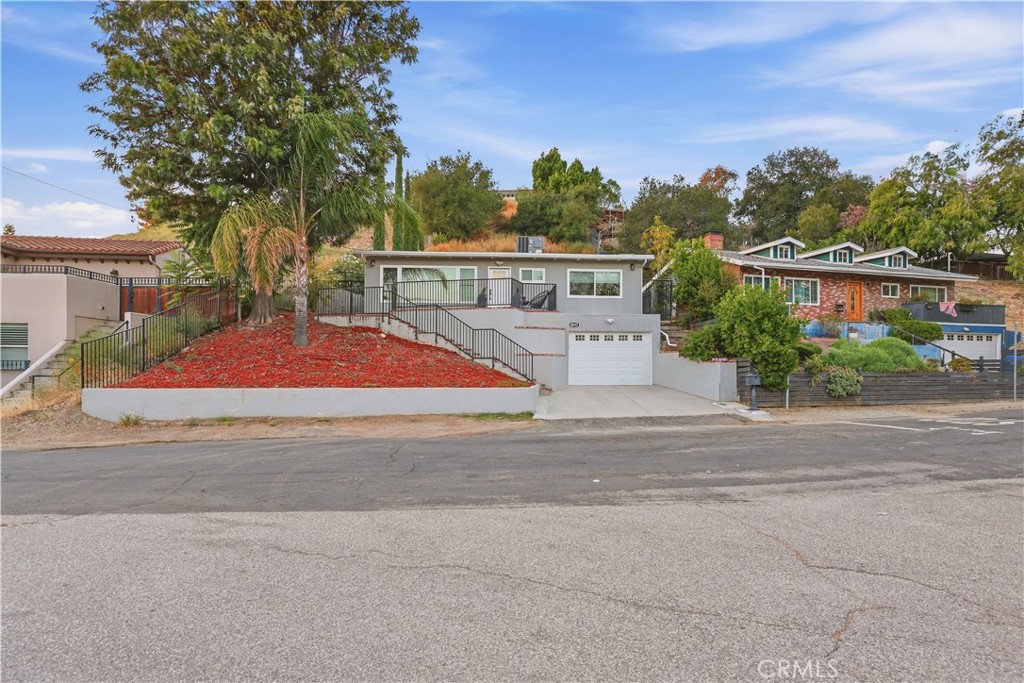 Property photo 36