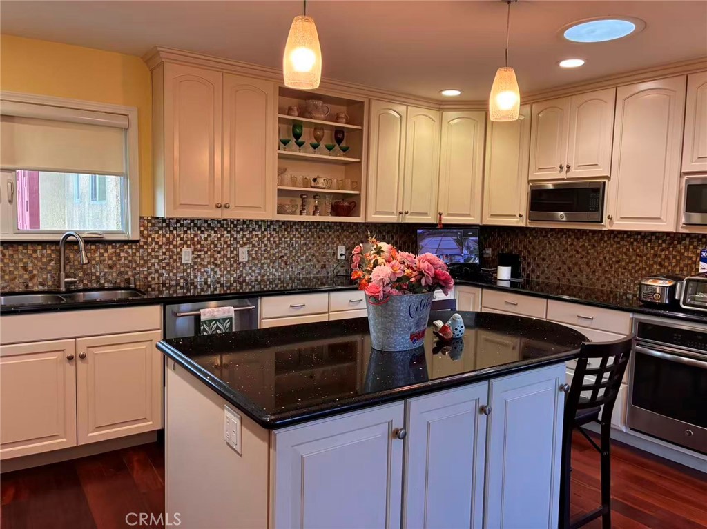 Property photo 35