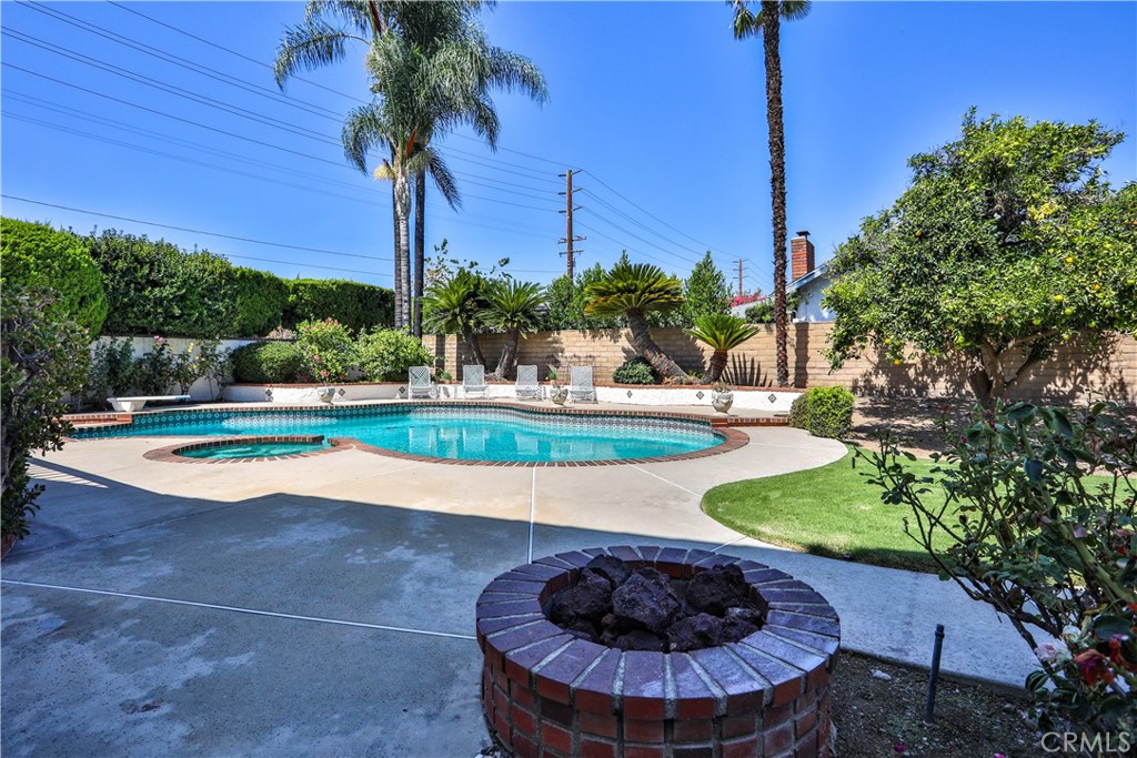 Property photo 24