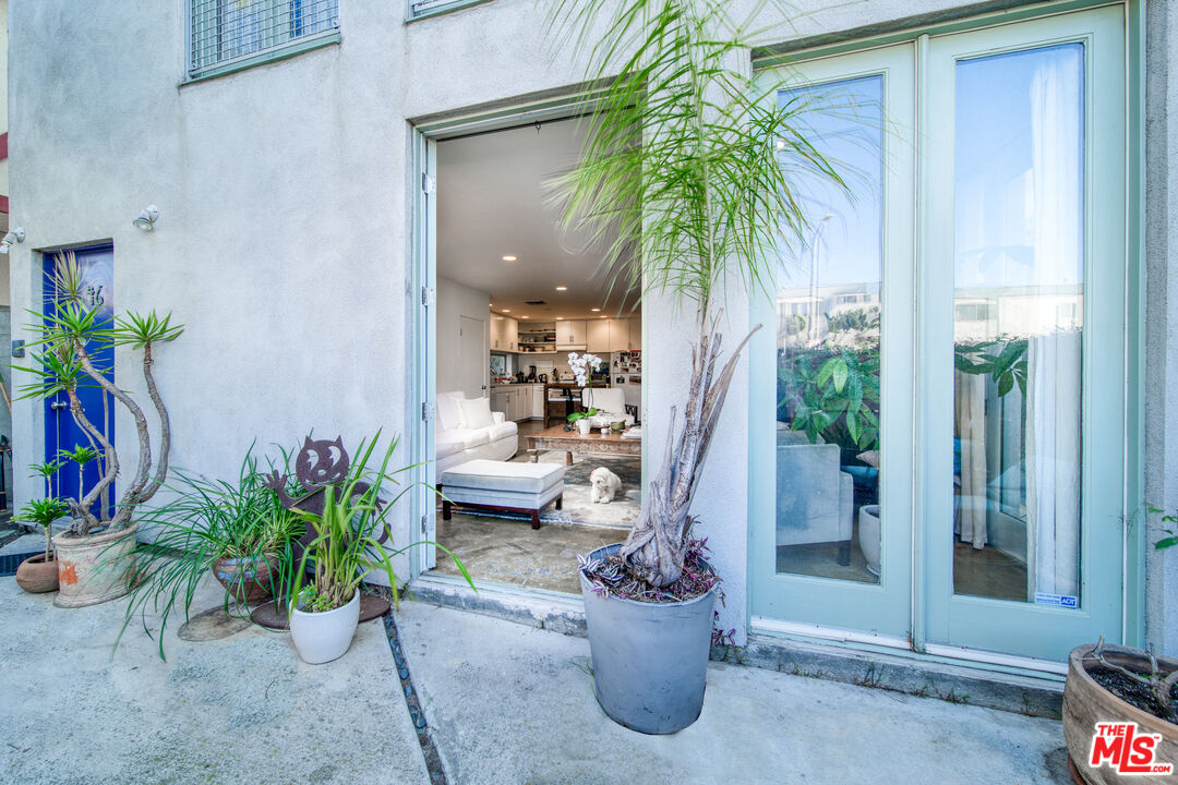 Property photo 33