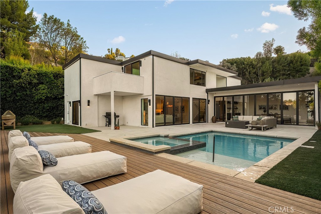 Property photo 35