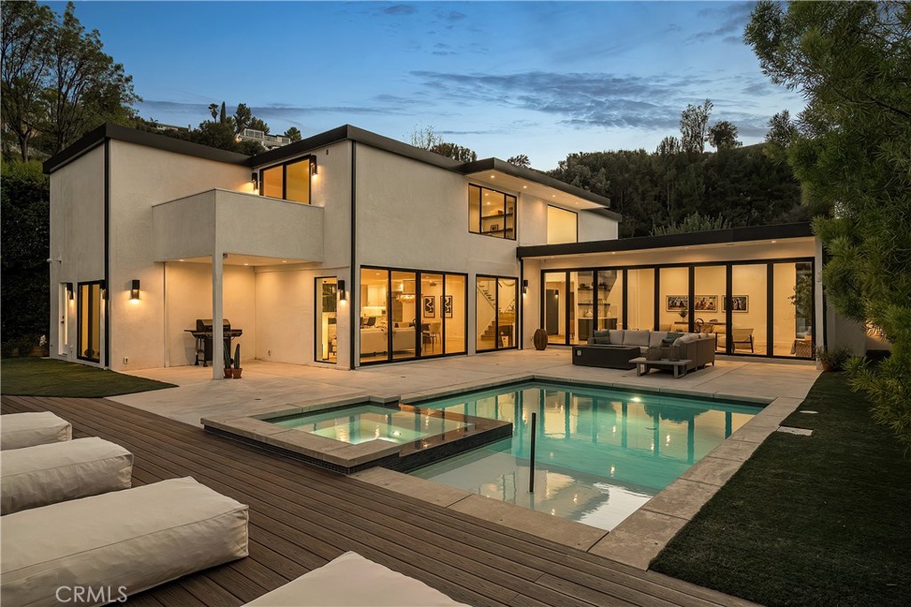 Property photo 38