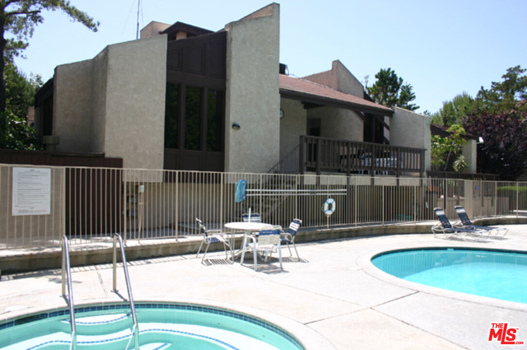 Property photo 32