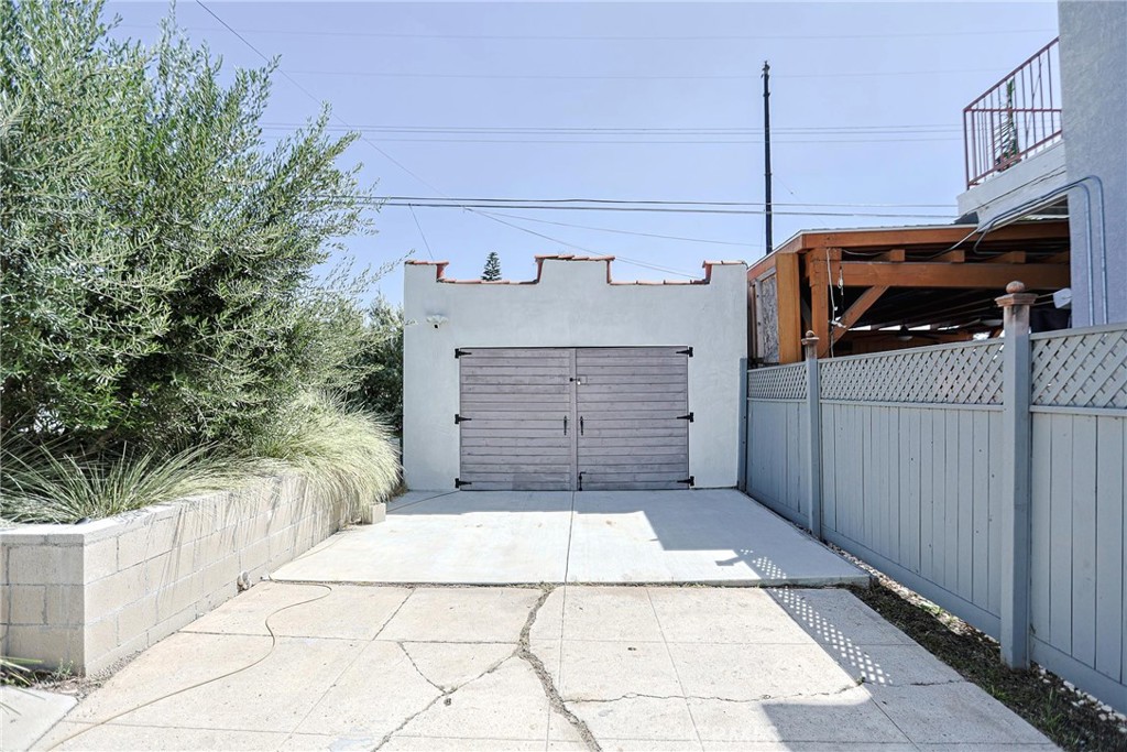 Property photo 38
