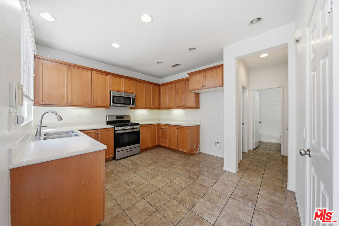 Property photo 44