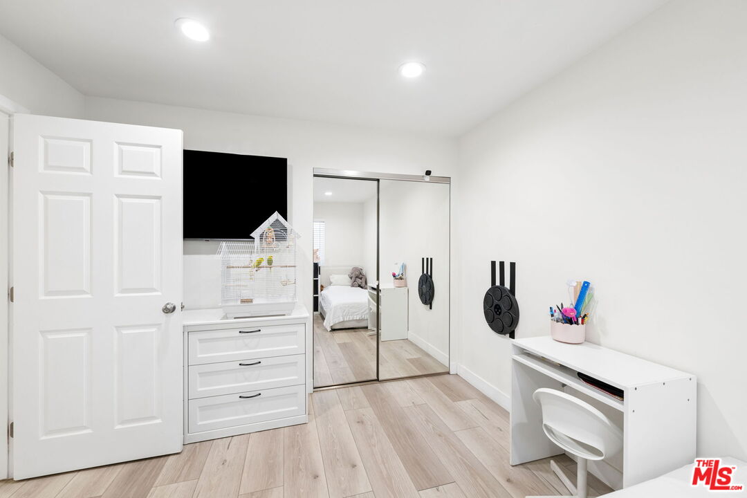 Property photo 36