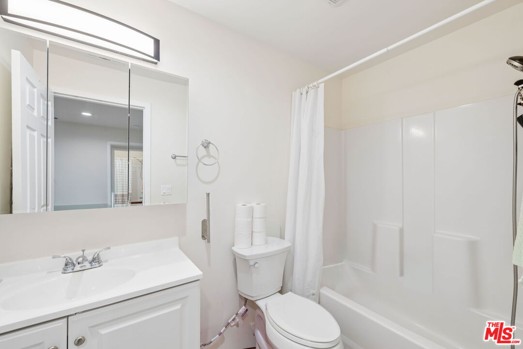 Property photo 50