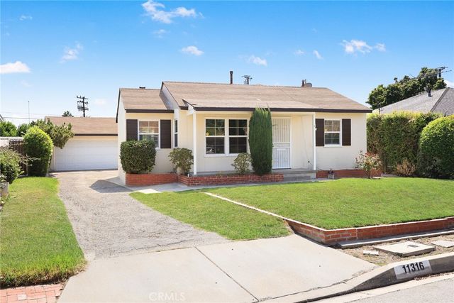 Property photo 31