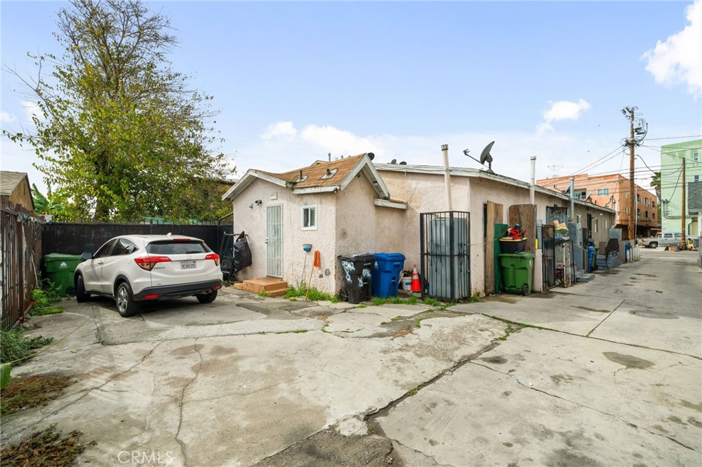 Property photo 33