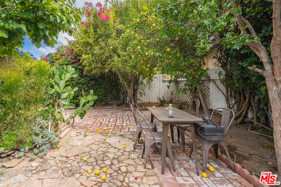 Property photo 31