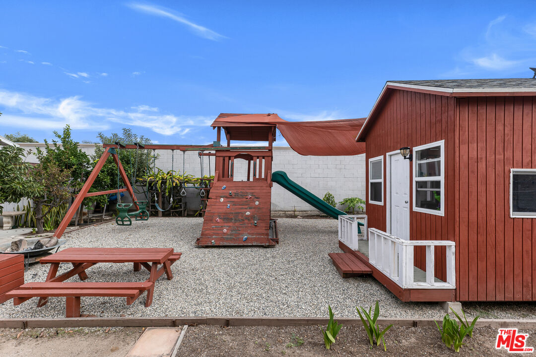 Property photo 37