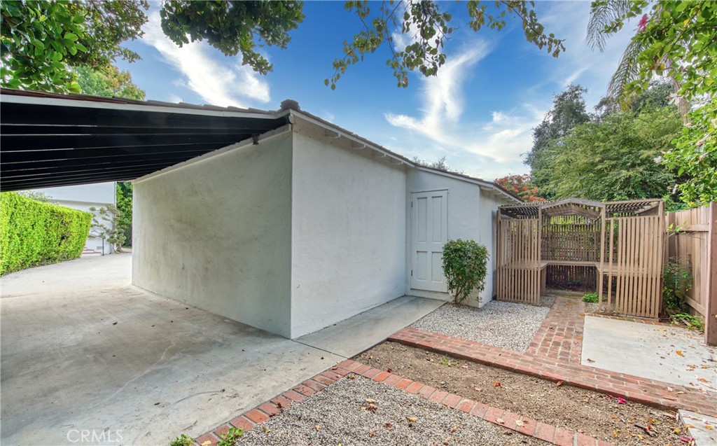 Property photo 44