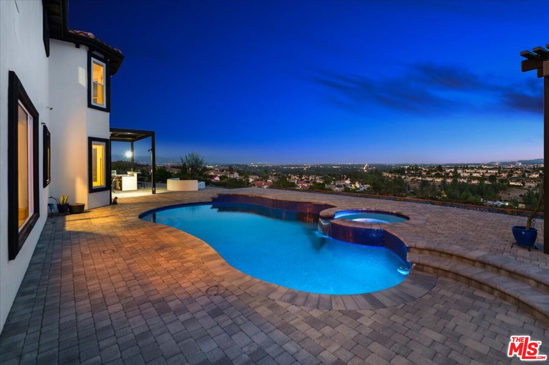 Property photo 40