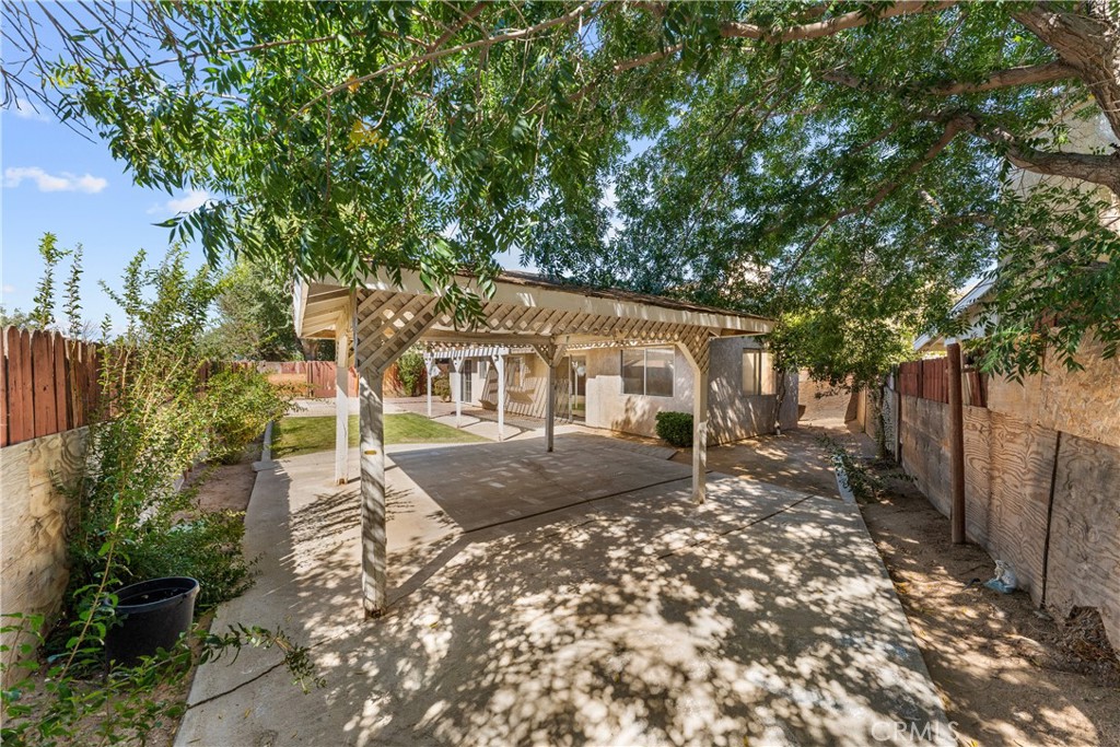 Property photo 44