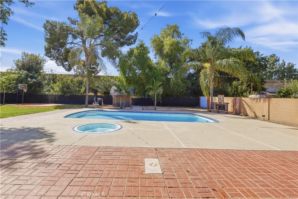 Property photo 36