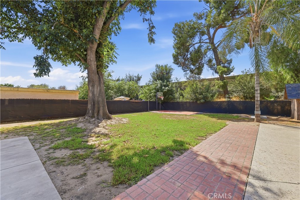 Property photo 38