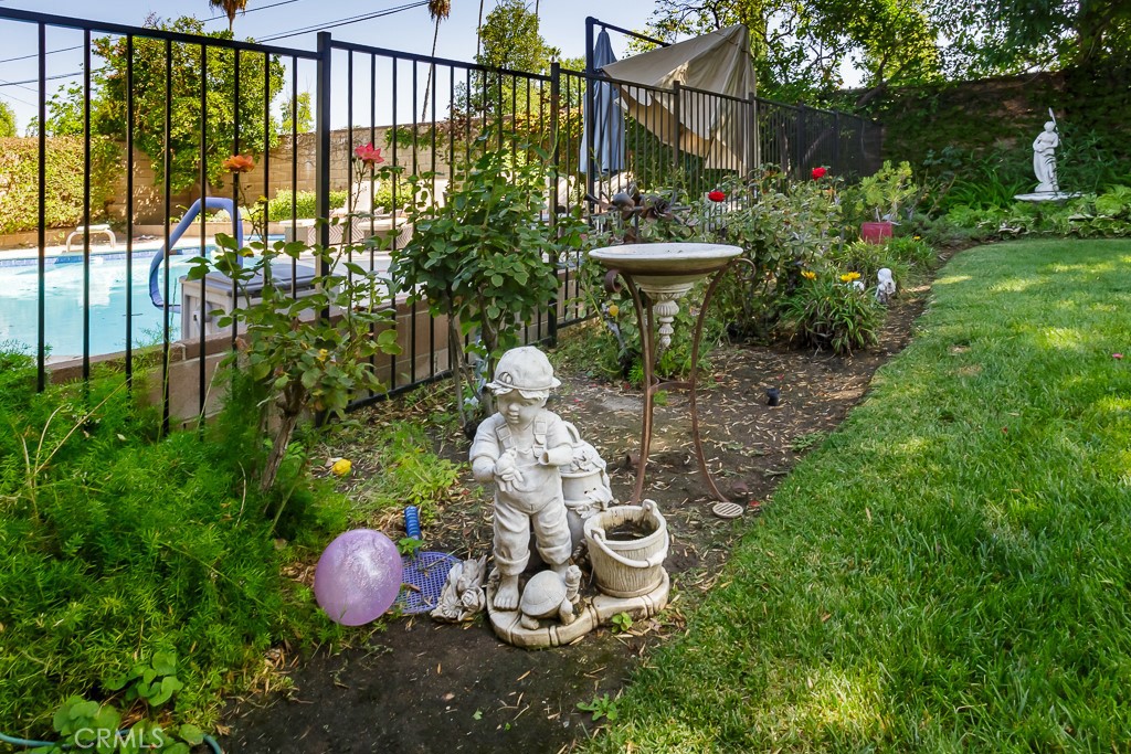 Property photo 33