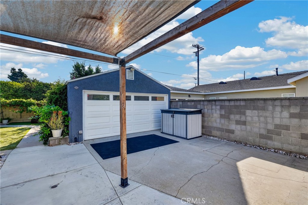 Property photo 31