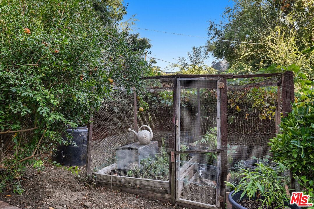 Property photo 28