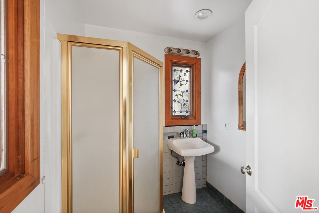Property photo 47