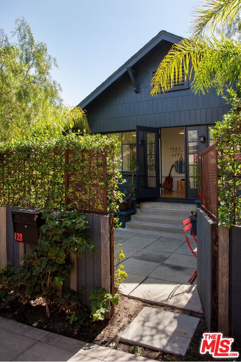Property photo 28