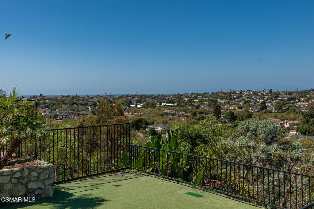 Property photo 33