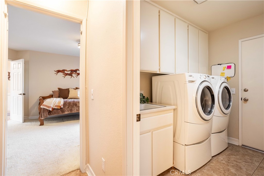 Property photo 35