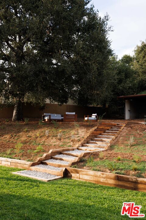 Property photo 38