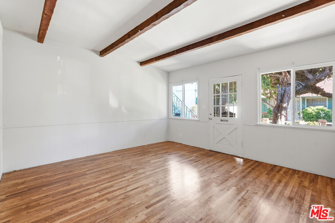 Property photo 25