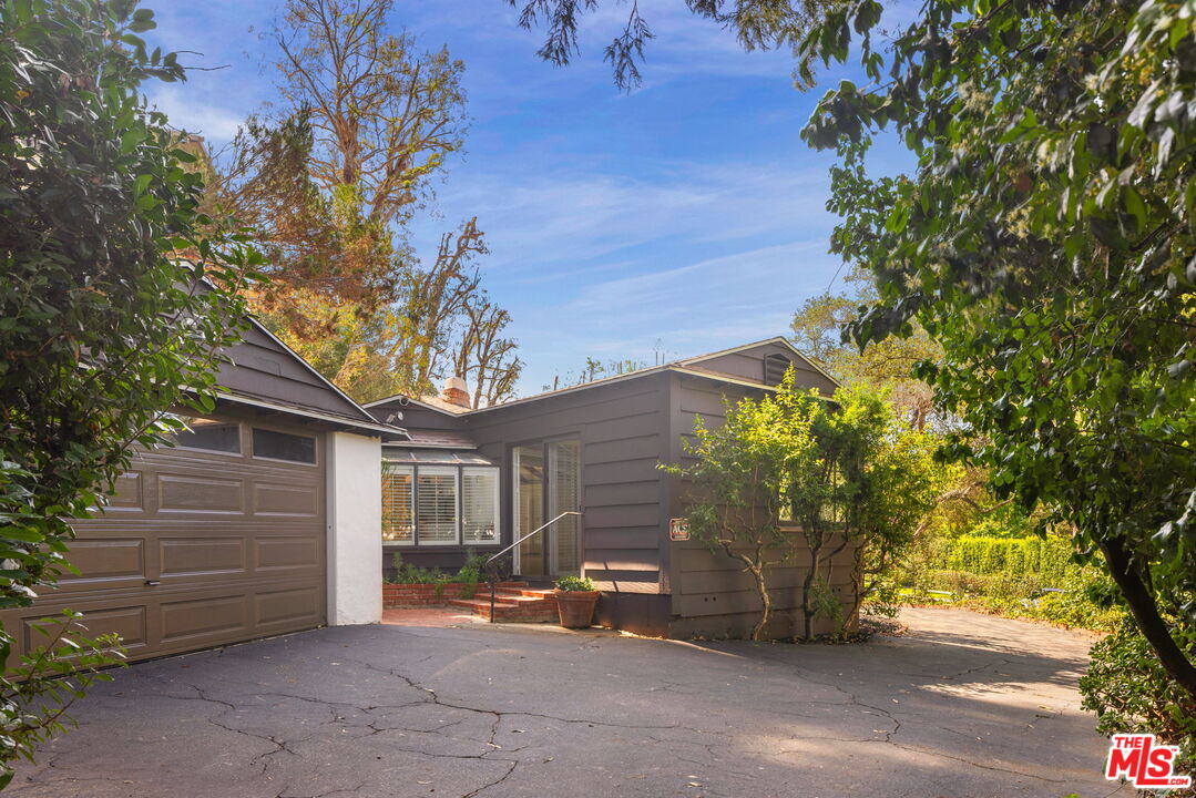 Property photo 48