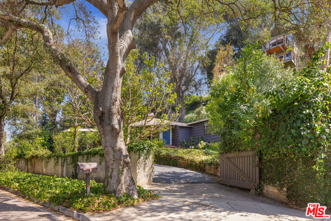 Property photo 9