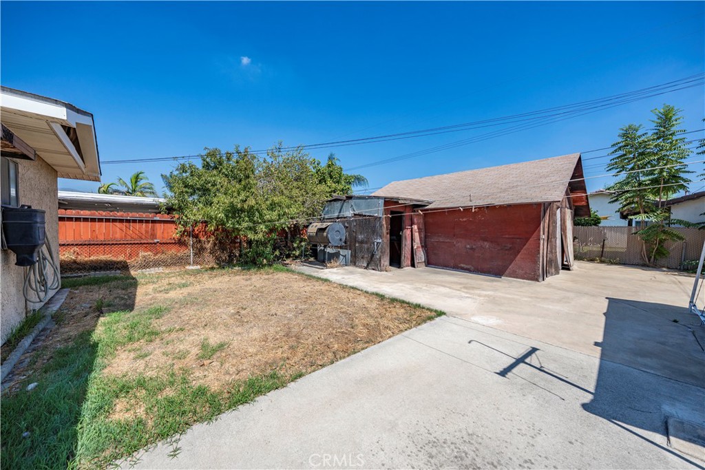 Property photo 28