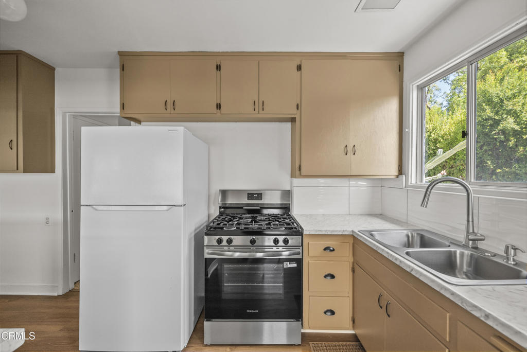 Property photo 44