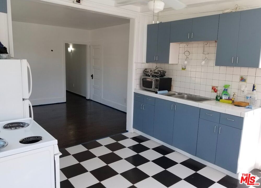 Property photo 37