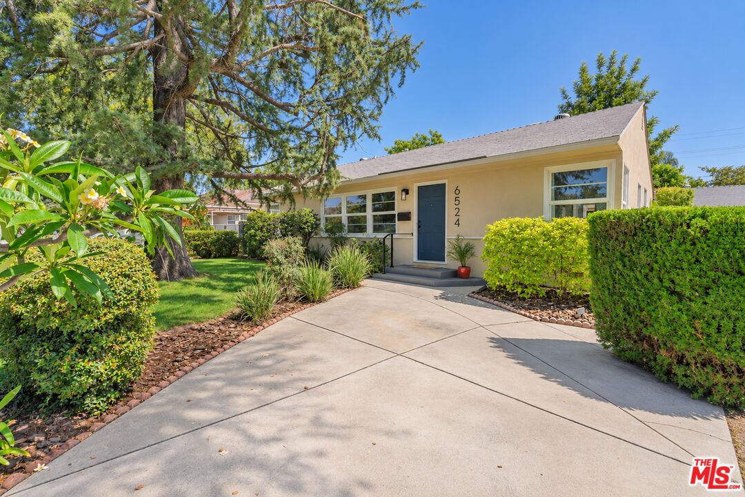 Property photo 33