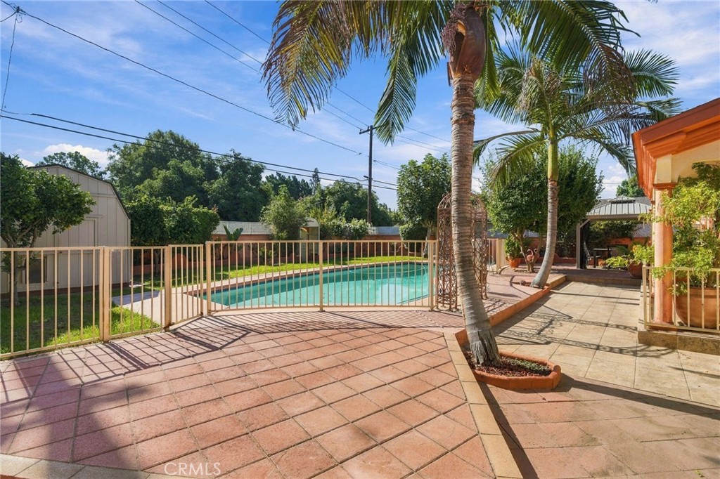 Property photo 50