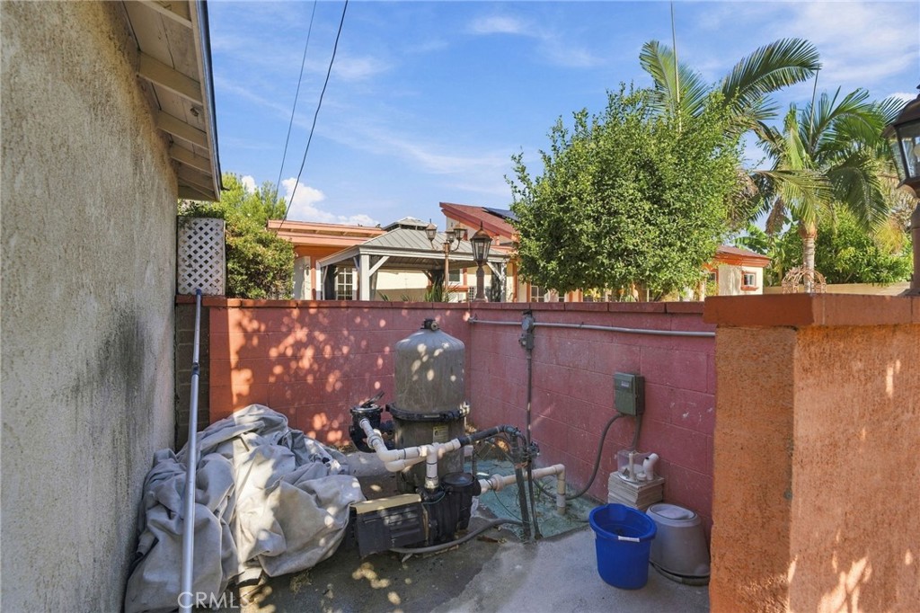 Property photo 38