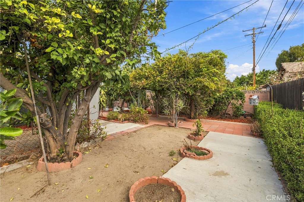 Property photo 32