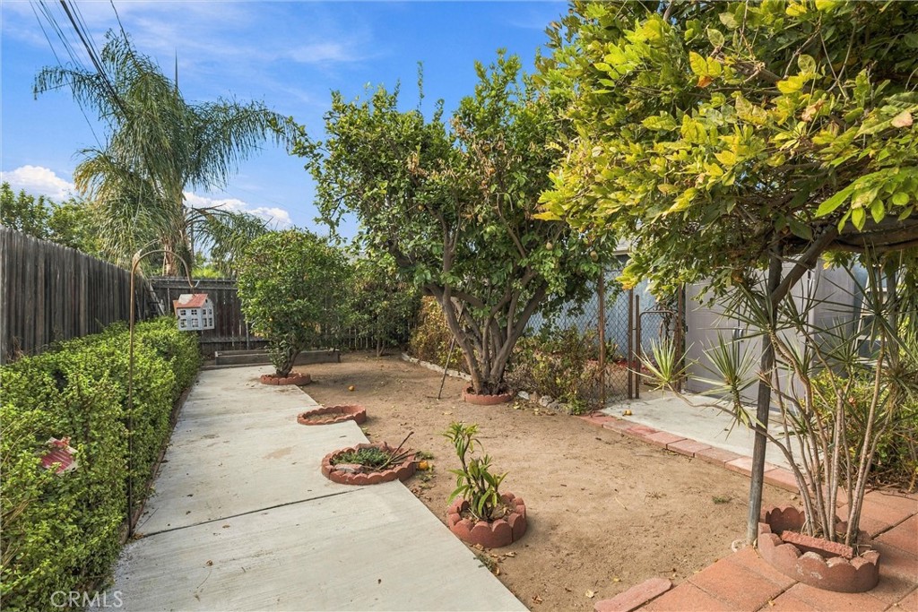 Property photo 33