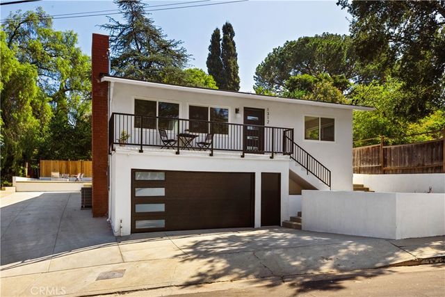 Property photo 33