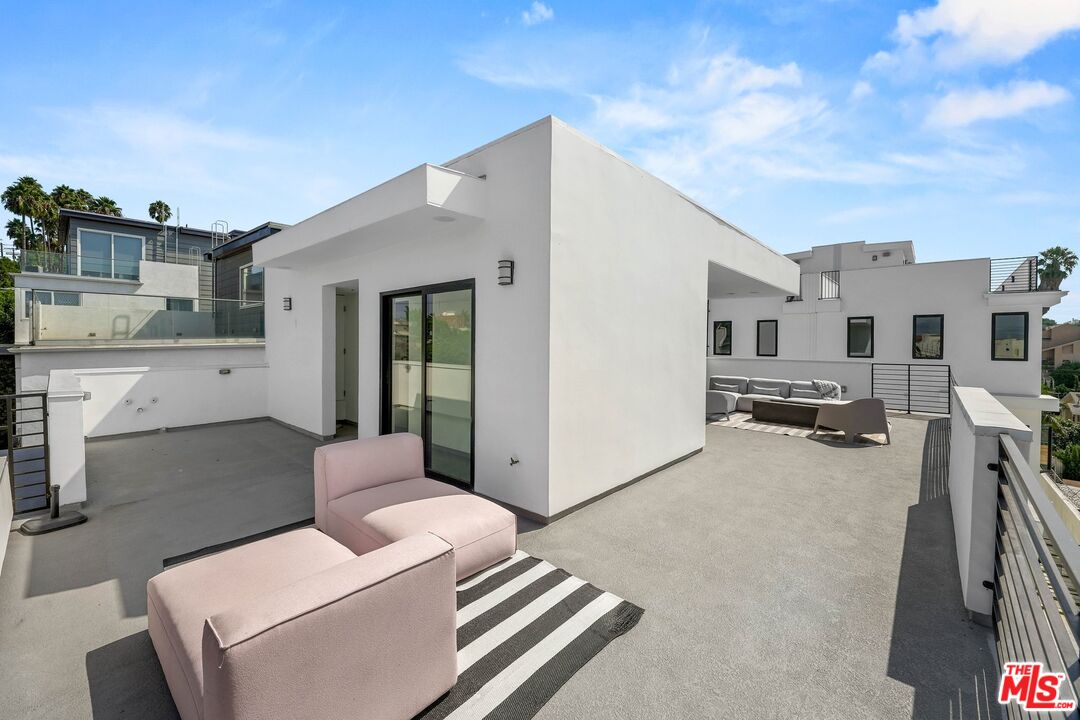 Property photo 37