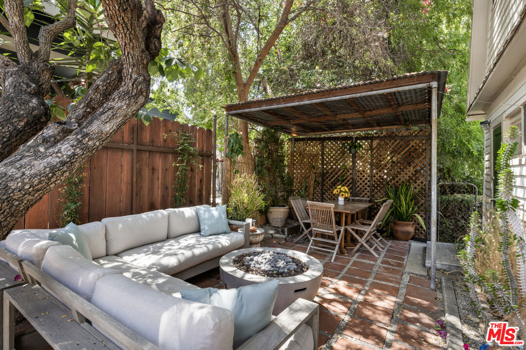 Property photo 25