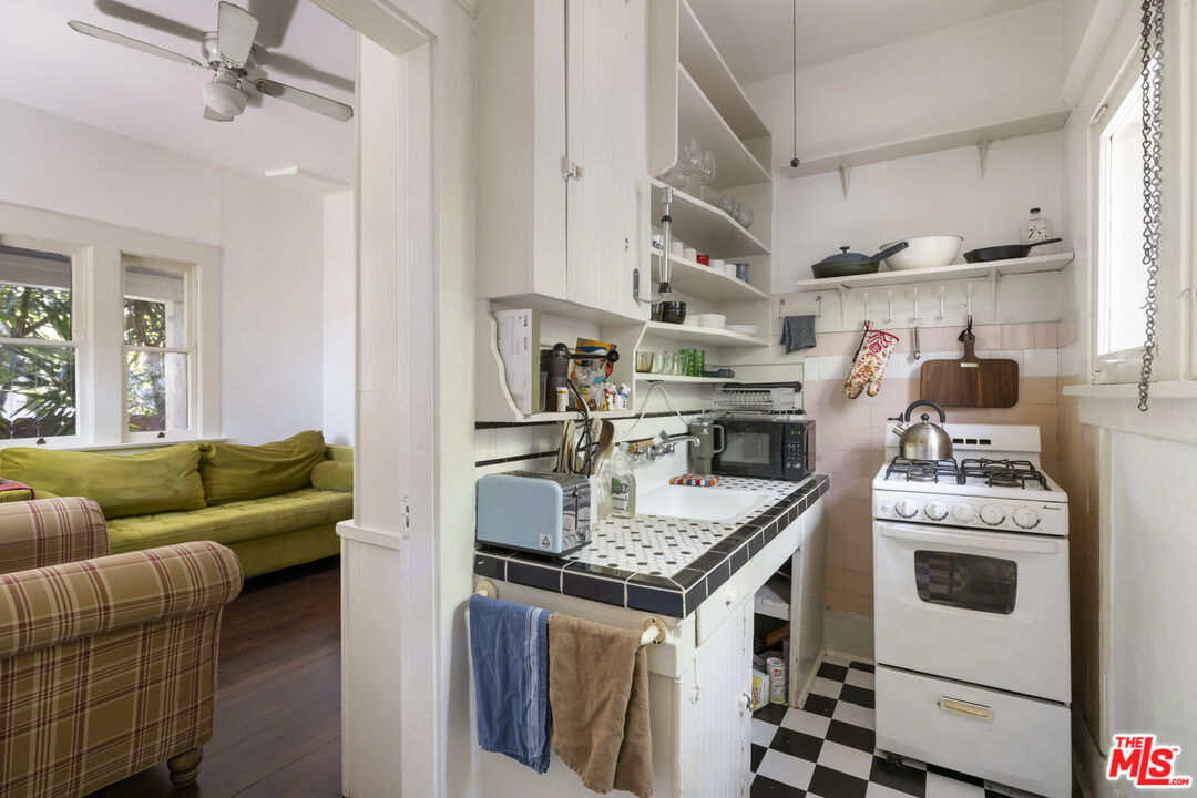 Property photo 33
