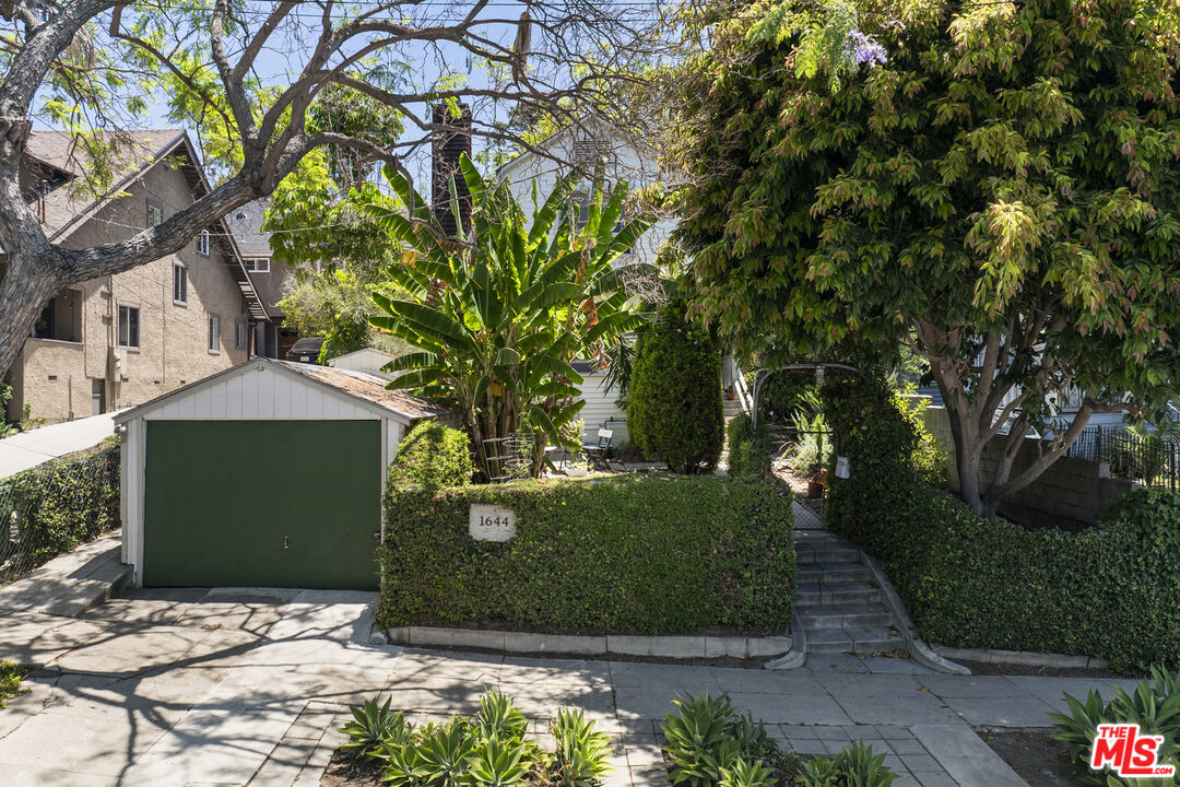 Property photo 37