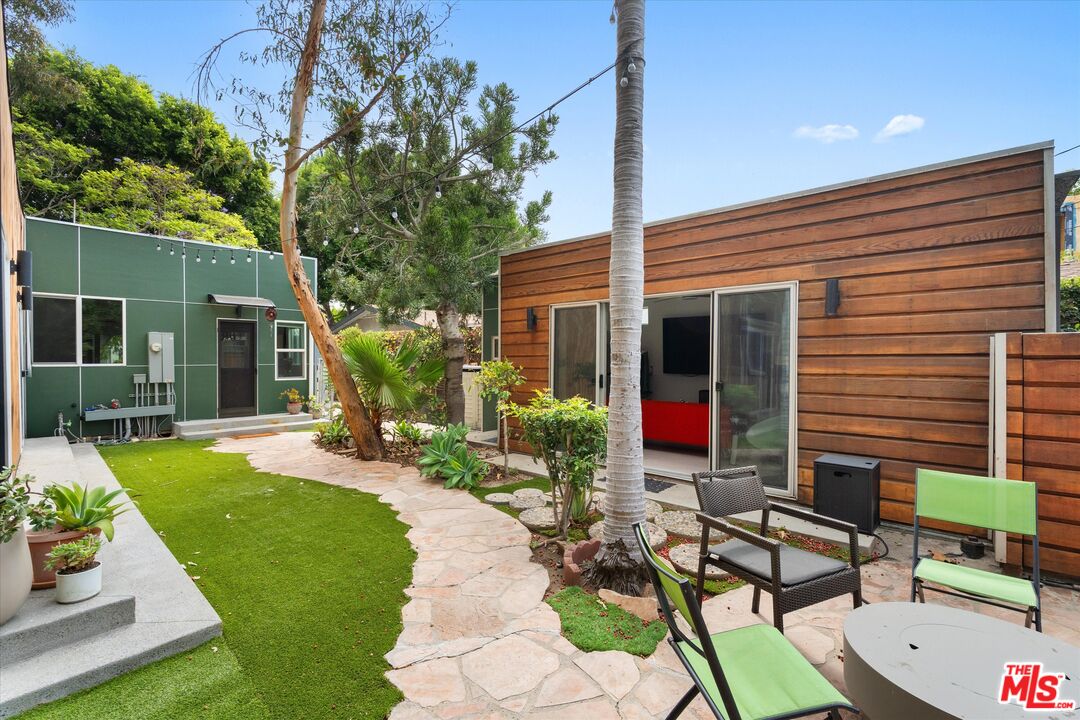 Property photo 33