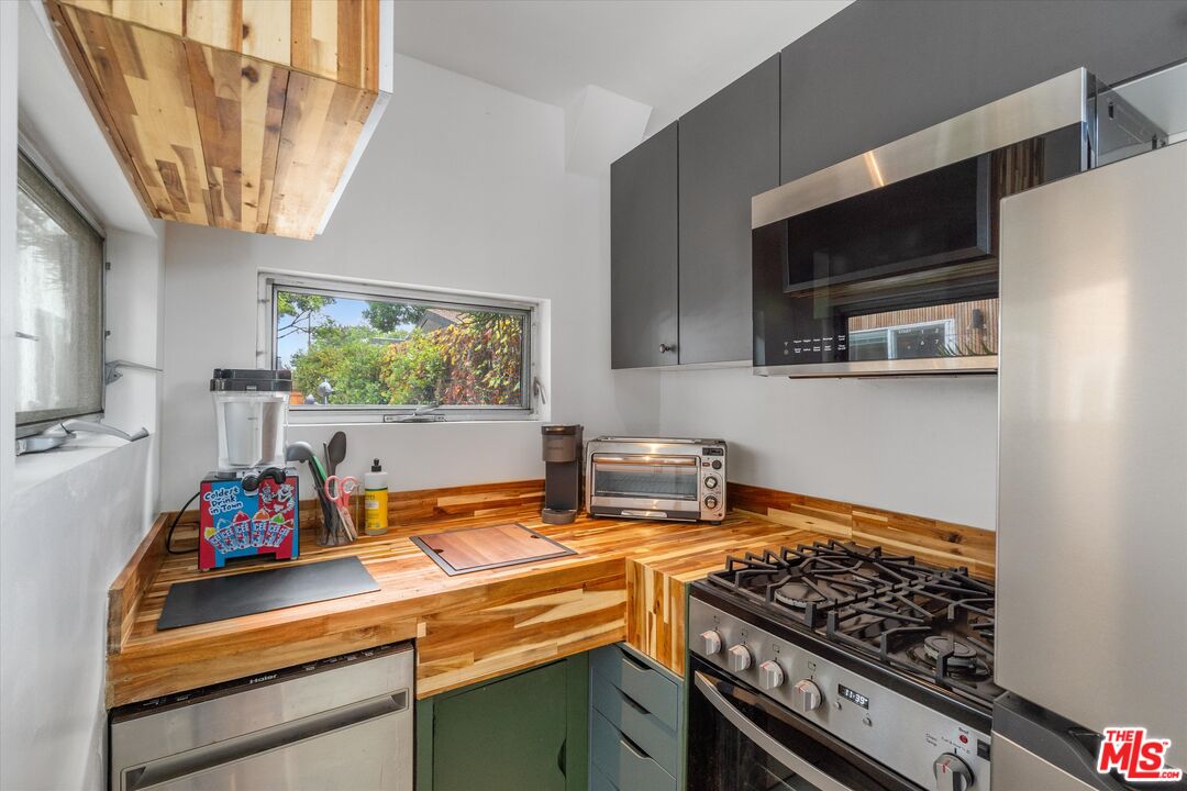 Property photo 36