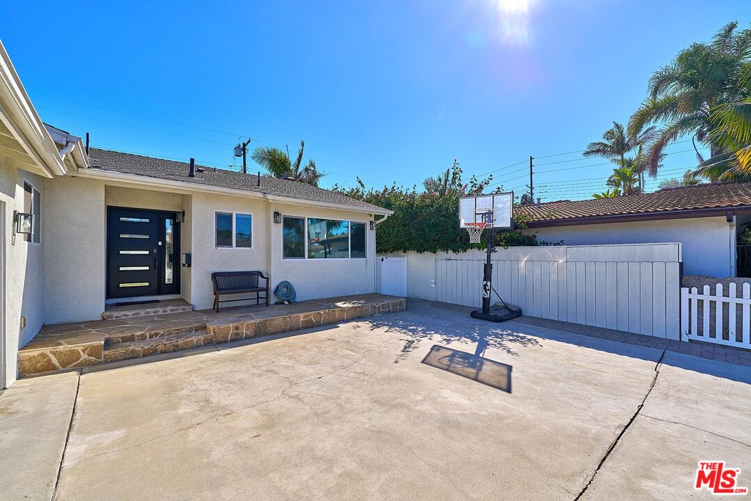 Property photo 37