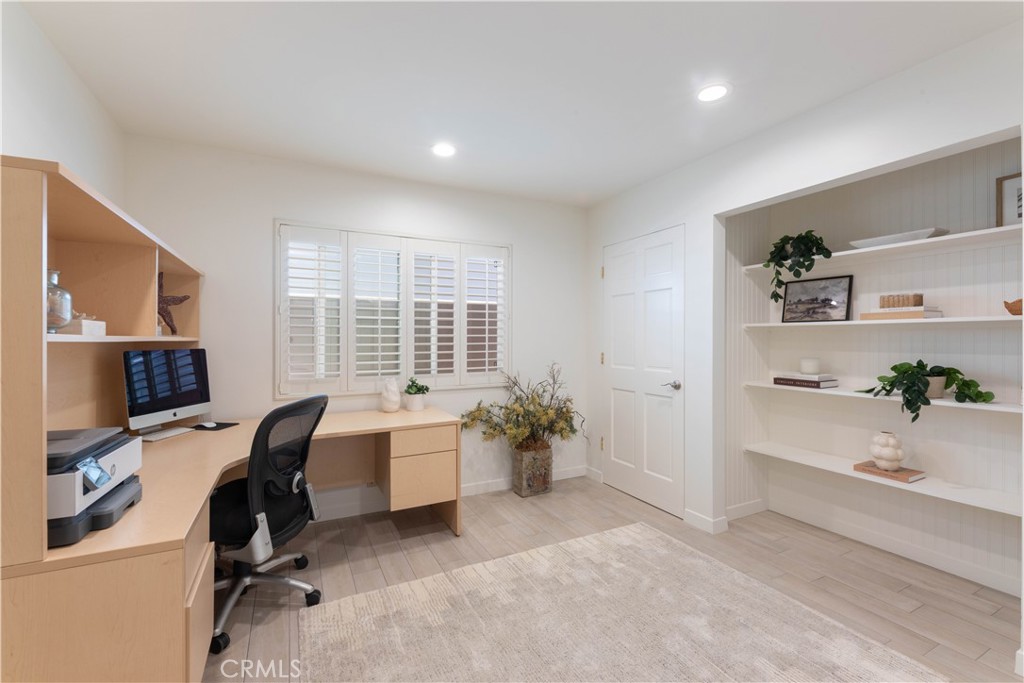 Property photo 35